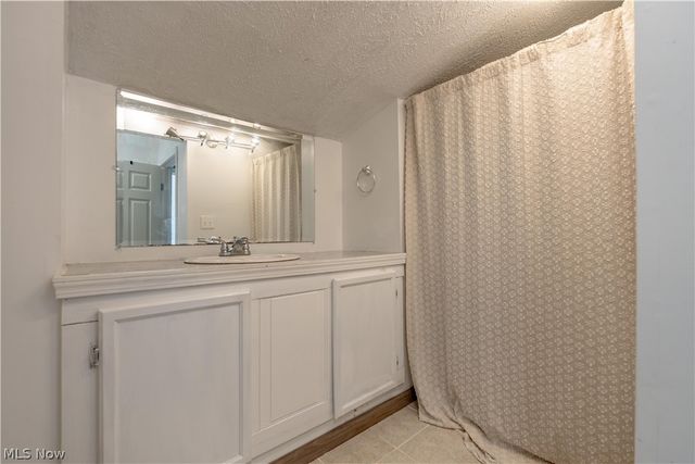 1548 Vanderhoof Road, Barberton, OH 44203