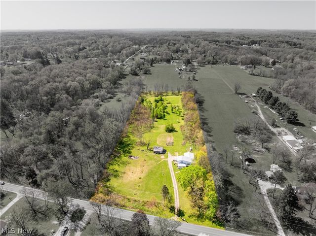 1548 Vanderhoof Road, Barberton, OH 44203