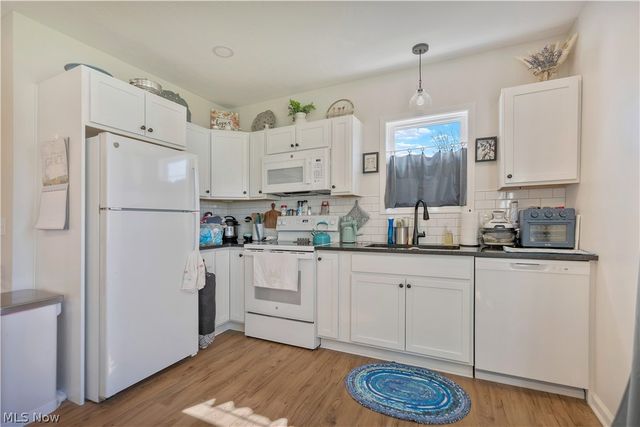 1548 Vanderhoof Road, Barberton, OH 44203