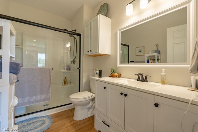1548 Vanderhoof Road, Barberton, OH 44203