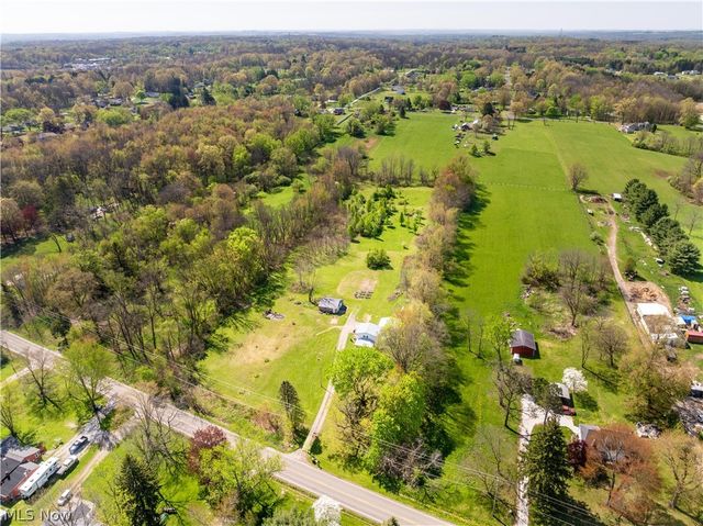 1548 Vanderhoof Road, Barberton, OH 44203