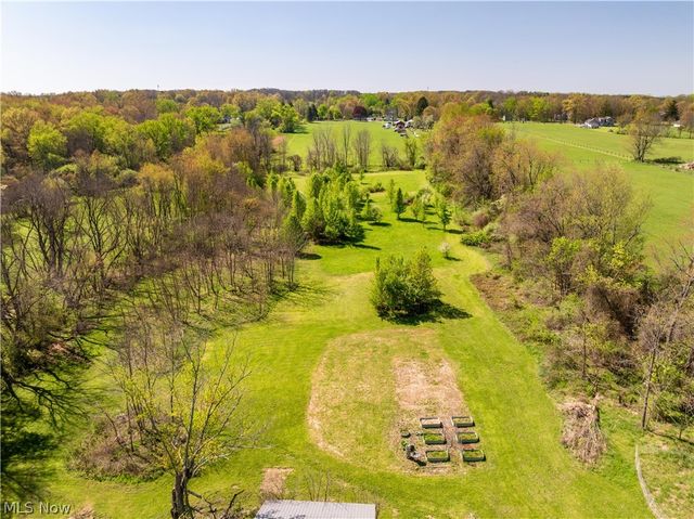 1548 Vanderhoof Road, Barberton, OH 44203