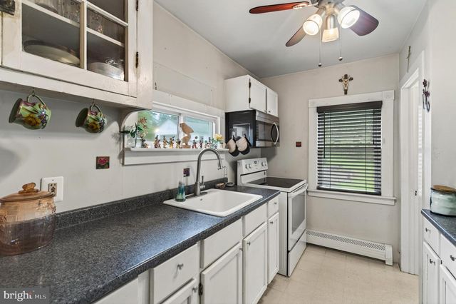 4941 GREENWOOD ST, Brookhaven, PA 19015