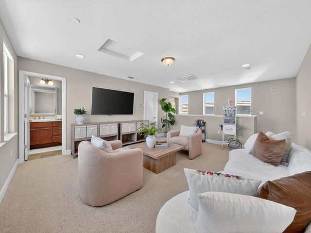 6099 Charlotte Drive, San Jose, CA 95123
