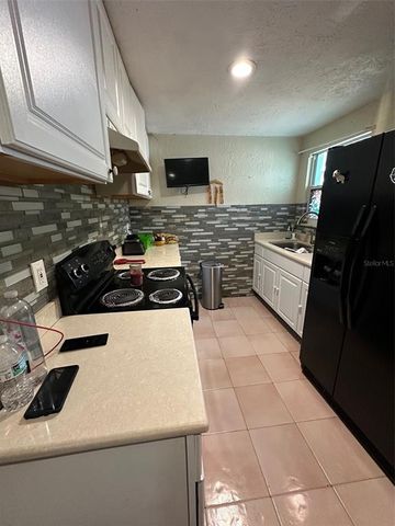 9195 ENCHANTMENT DRIVE, Largo, FL 33773