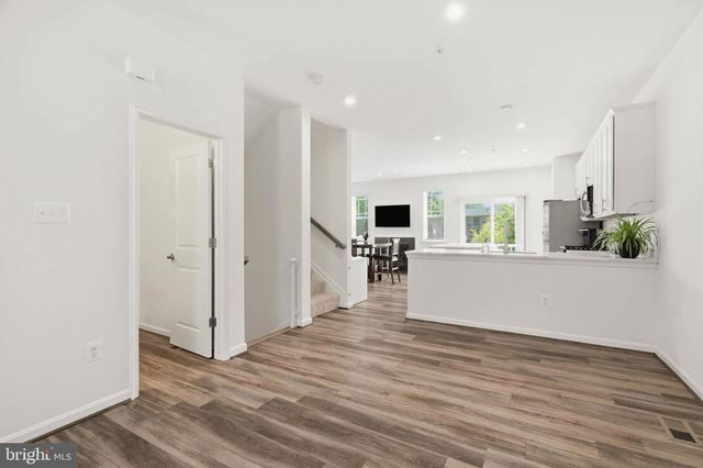 205 JENKINS WAY, Glen Burnie, MD 21061