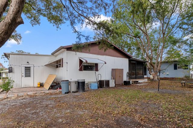 12118 FAIRWAY AVENUE, Brooksville, FL 34613