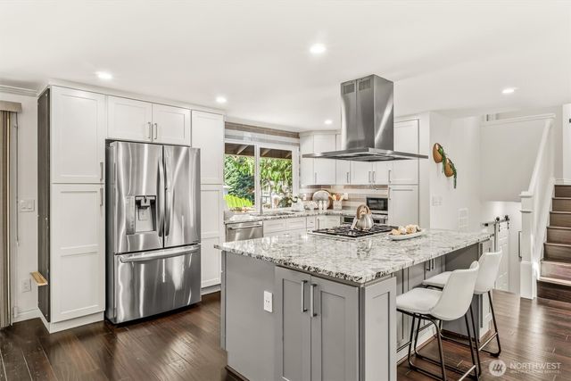 17228 NE 85th Place, Redmond, WA 98052
