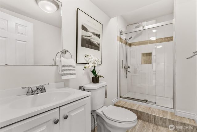 17228 NE 85th Place, Redmond, WA 98052