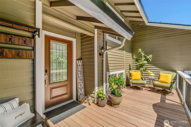 17228 NE 85th Place, Redmond, WA 98052