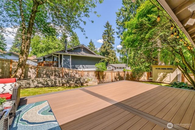 17228 NE 85th Place, Redmond, WA 98052