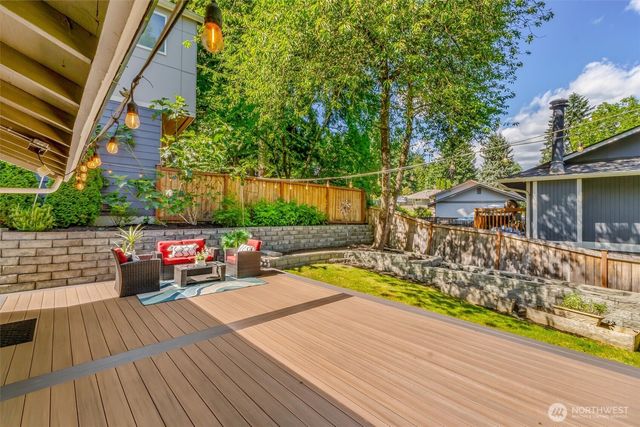 17228 NE 85th Place, Redmond, WA 98052