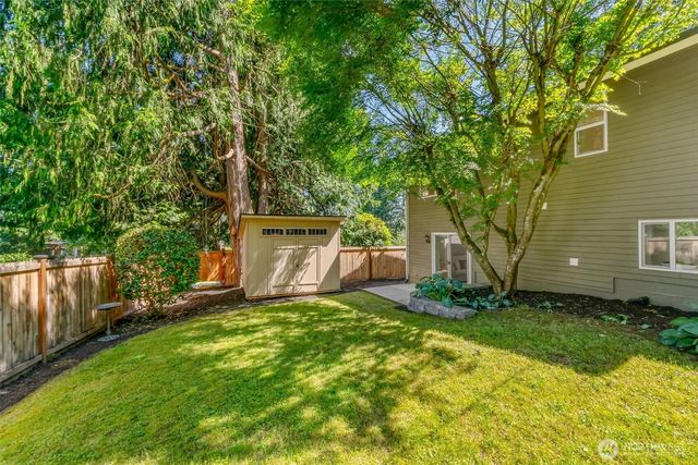 17228 NE 85th Place, Redmond, WA 98052