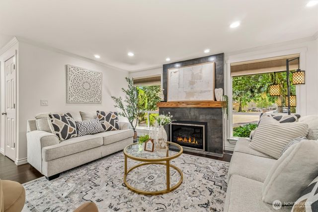 17228 NE 85th Place, Redmond, WA 98052