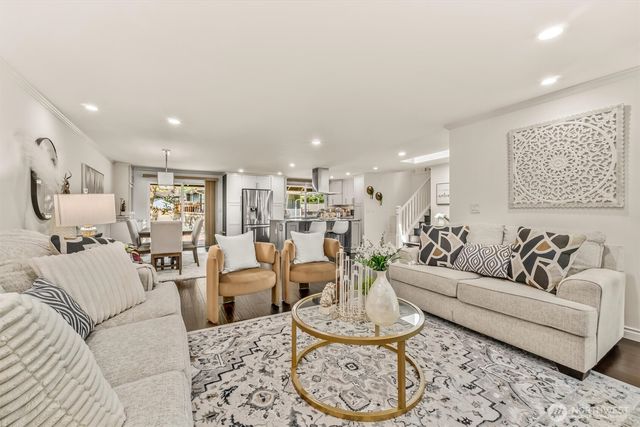 17228 NE 85th Place, Redmond, WA 98052