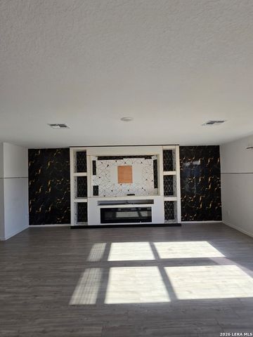 5514 calton, San Antonio, TX 78253