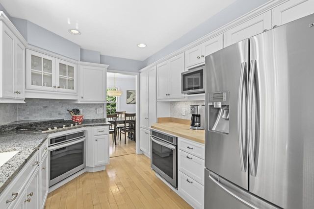 4797 N Newhall STREET, Whitefish Bay, WI 53211