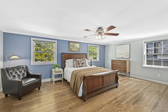4797 N Newhall STREET, Whitefish Bay, WI 53211