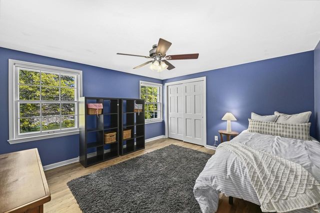 4797 N Newhall STREET, Whitefish Bay, WI 53211