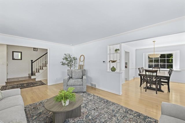 4797 N Newhall STREET, Whitefish Bay, WI 53211