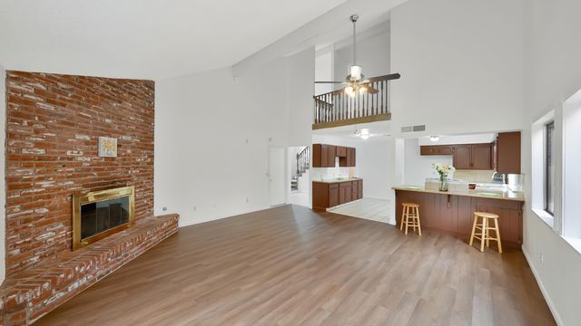 2915 S Conyer Street, Visalia, CA 93277