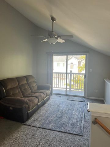 3496 Willowview Court 3496, Aurora, IL 60504