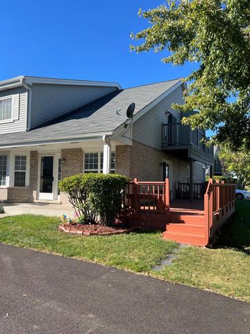 3496 Willowview Court 3496, Aurora, IL 60504