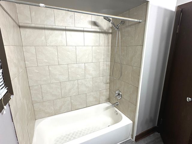 14803 Kilpatrick Avenue, Midlothian, IL 60445