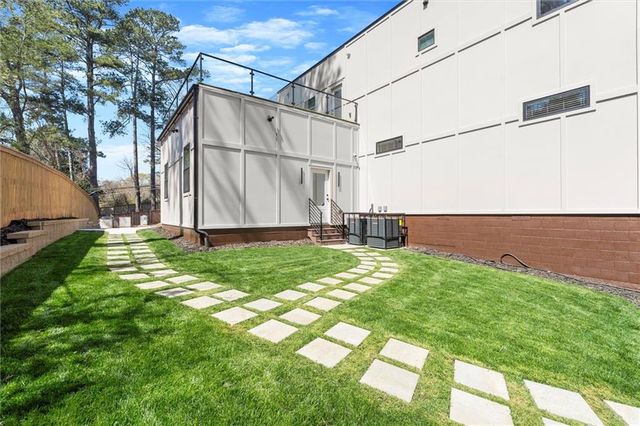 1613 Cecilia Drive SE, Atlanta, GA 30316