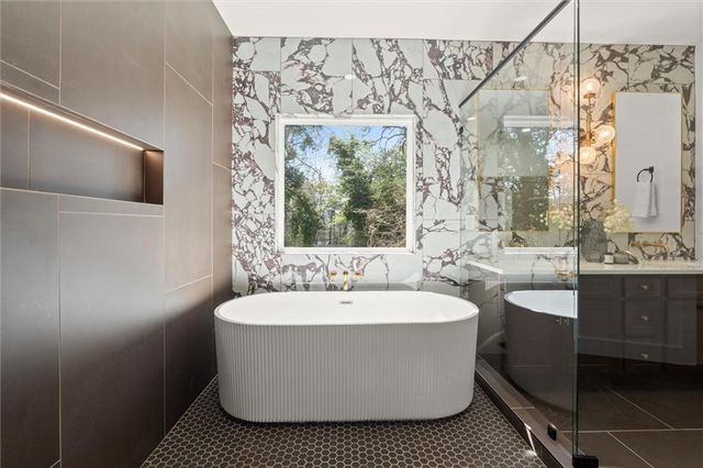 1613 Cecilia Drive SE, Atlanta, GA 30316