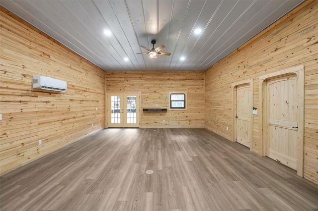 2102 OLD POLK CITY ROAD, Lakeland, FL 33809