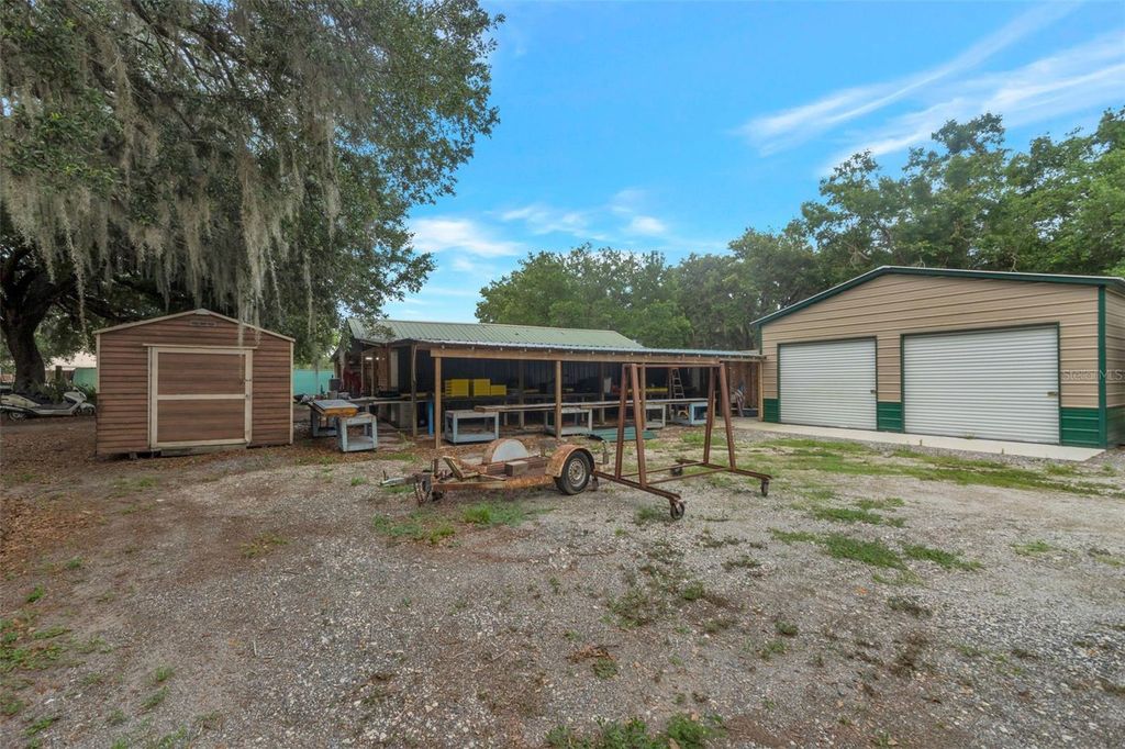 Image 35 of property listing at 2102 OLD POLK CITY ROAD, Lakeland, FL 33809