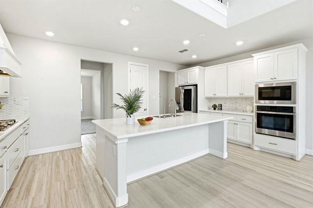 4610 Elan Bend Court, Sugar Land, TX 77479