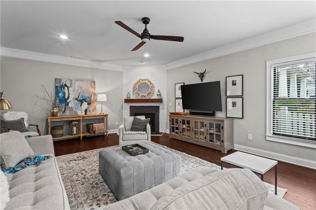 1308 Dupont Commons Circle NW, Atlanta, GA 30318