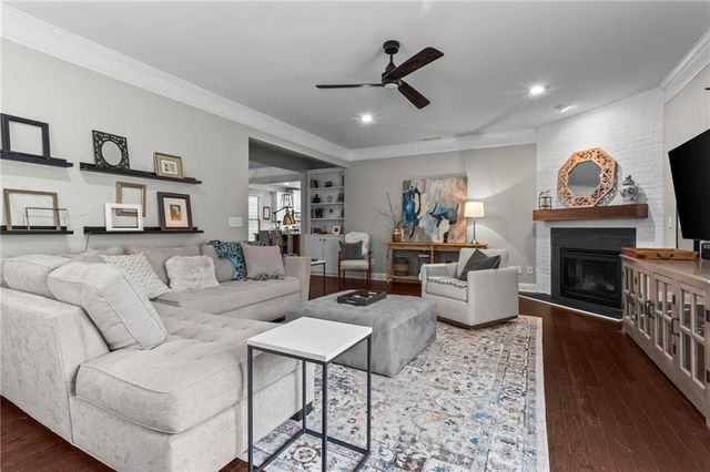 1308 Dupont Commons Circle NW, Atlanta, GA 30318