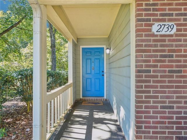 2739 Cottage Place, Greensboro, NC 27455