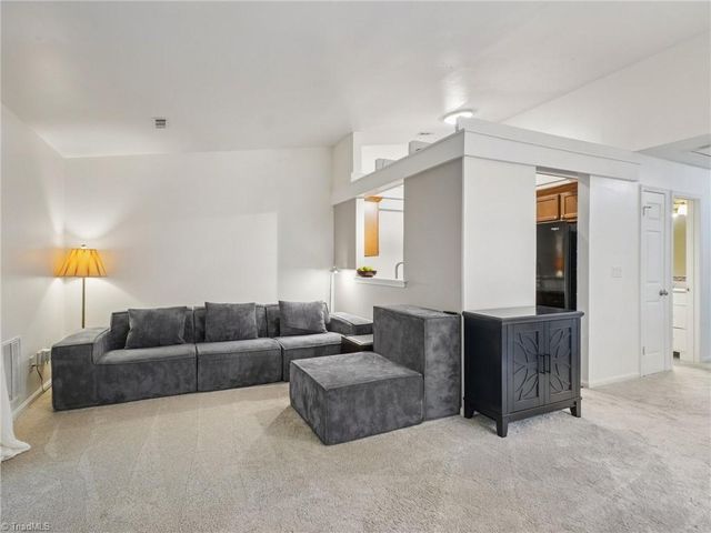 2739 Cottage Place, Greensboro, NC 27455