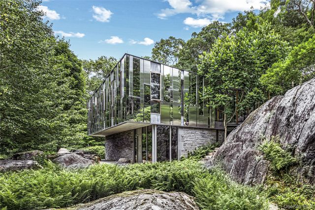 51 Old Stone Hill Road, Pound Ridge, NY 10576