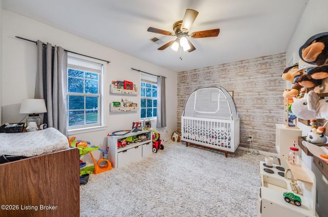 1939 Lakewood Dr, Elizabethtown, KY 42701