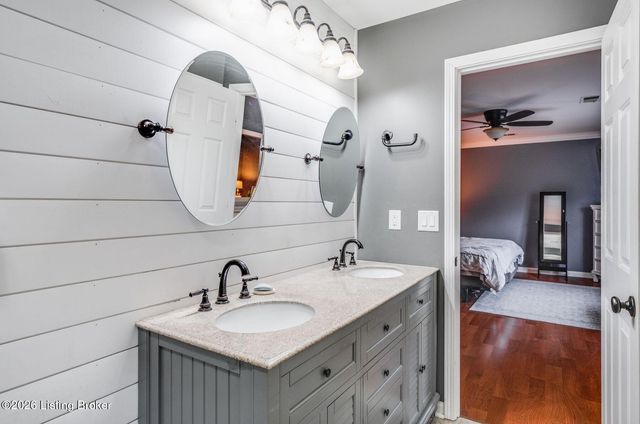 1939 Lakewood Dr, Elizabethtown, KY 42701