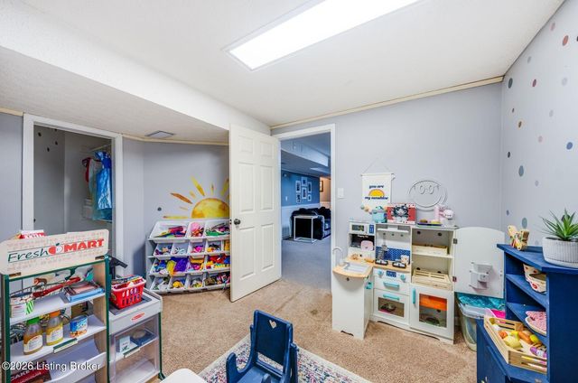 1939 Lakewood Dr, Elizabethtown, KY 42701