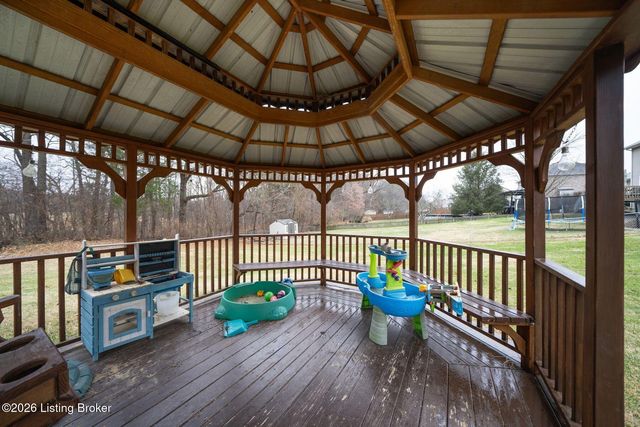 1939 Lakewood Dr, Elizabethtown, KY 42701