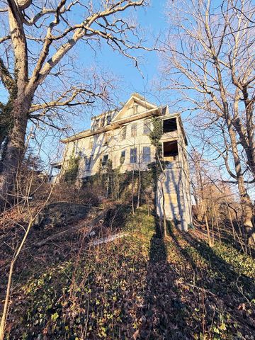 6 aka 10 Rossmore Avenue, Bronxville, NY 10708