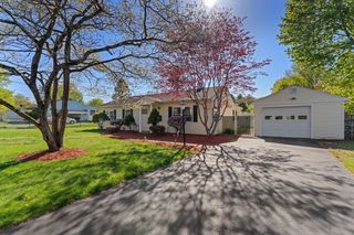 122 Baldwin Ave, Framingham, MA 01701