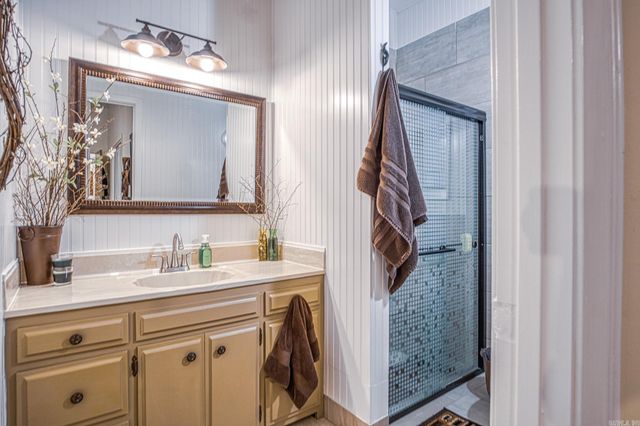 67 Tomino Way, Hot Springs Village, AR 71909