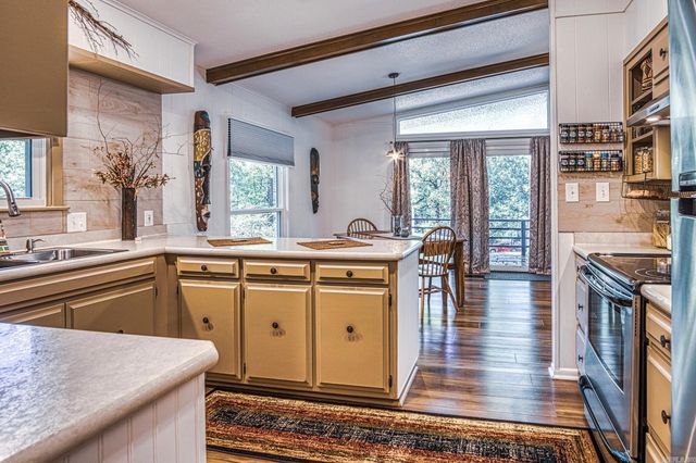 67 Tomino Way, Hot Springs Village, AR 71909