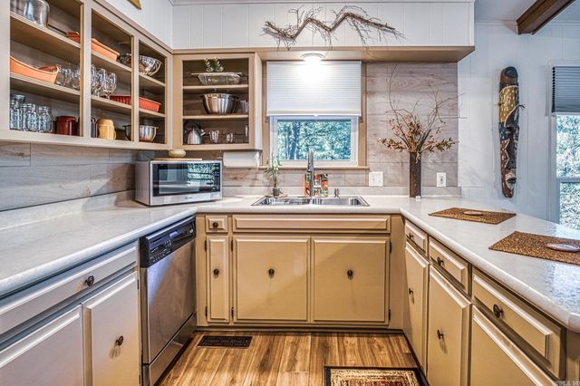 67 Tomino Way, Hot Springs Village, AR 71909