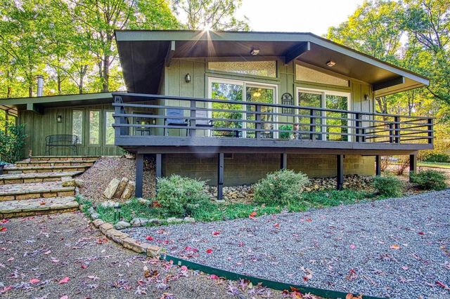 67 Tomino Way, Hot Springs Village, AR 71909