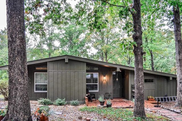 67 Tomino Way, Hot Springs Village, AR 71909