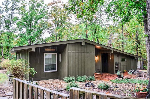 67 Tomino Way, Hot Springs Village, AR 71909